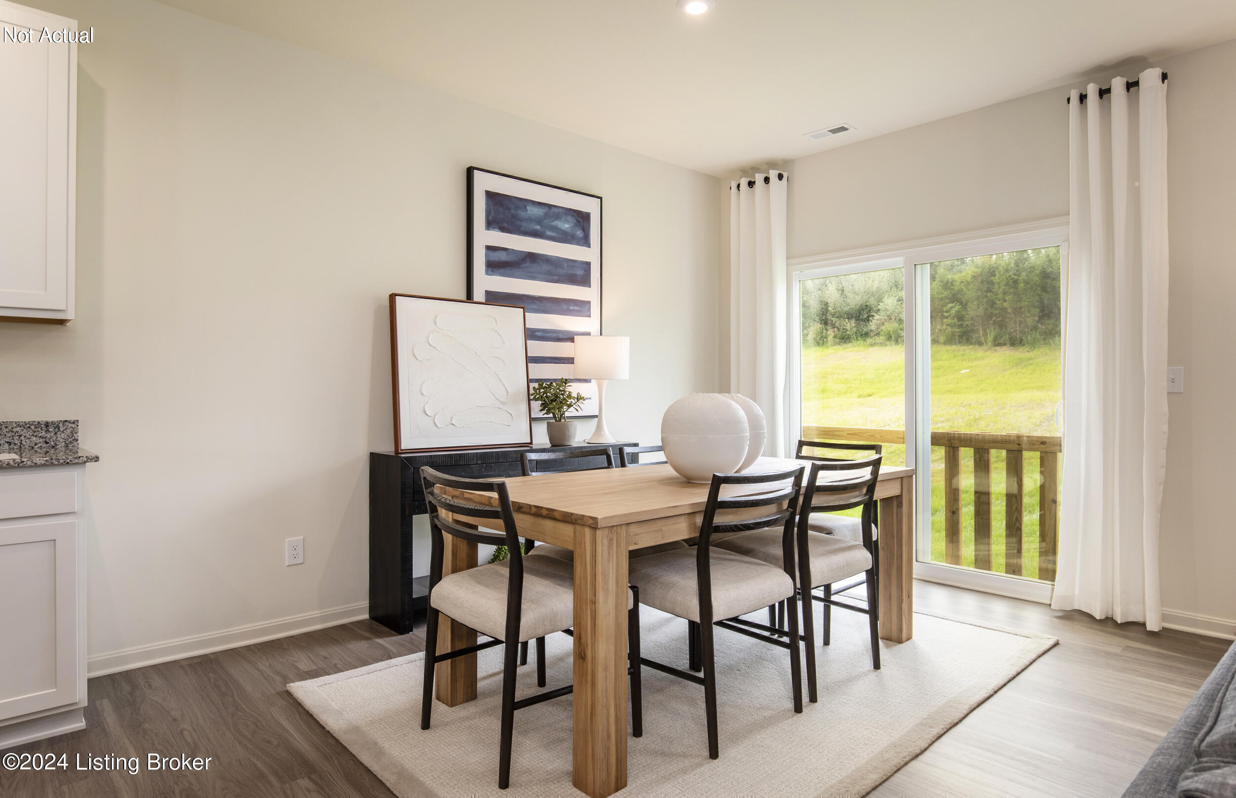 1852 Washington Blvd