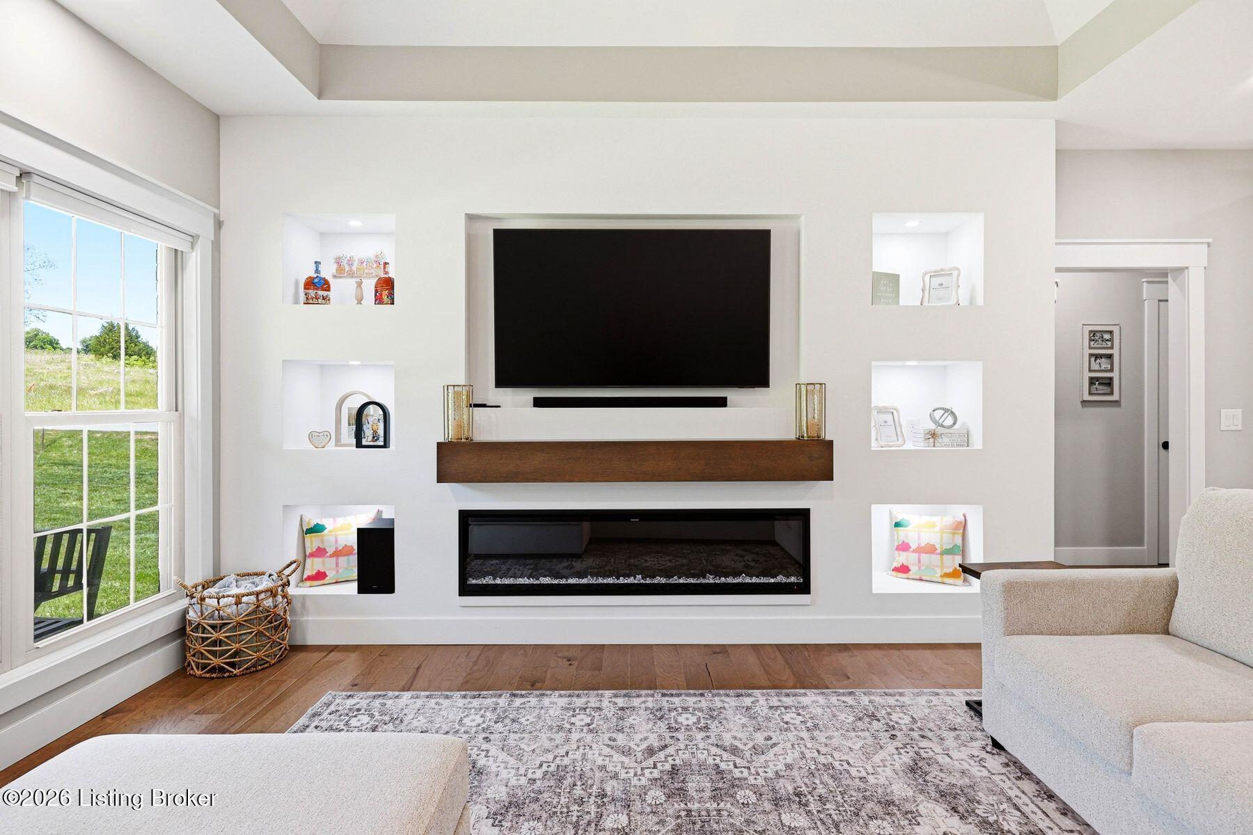 109 Leamington Dr