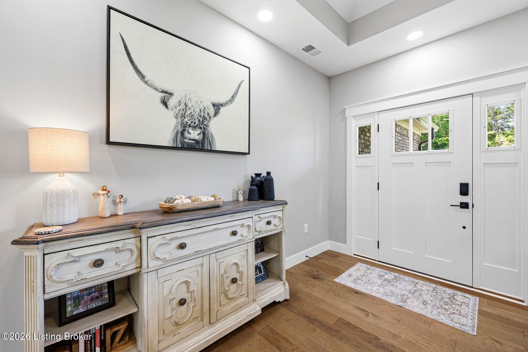 109 Leamington Dr