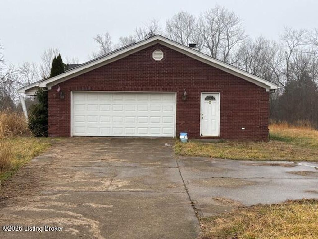 Photo of 43 Fairway Dr, Bedford, KY 40006 (MLS # 1709626)