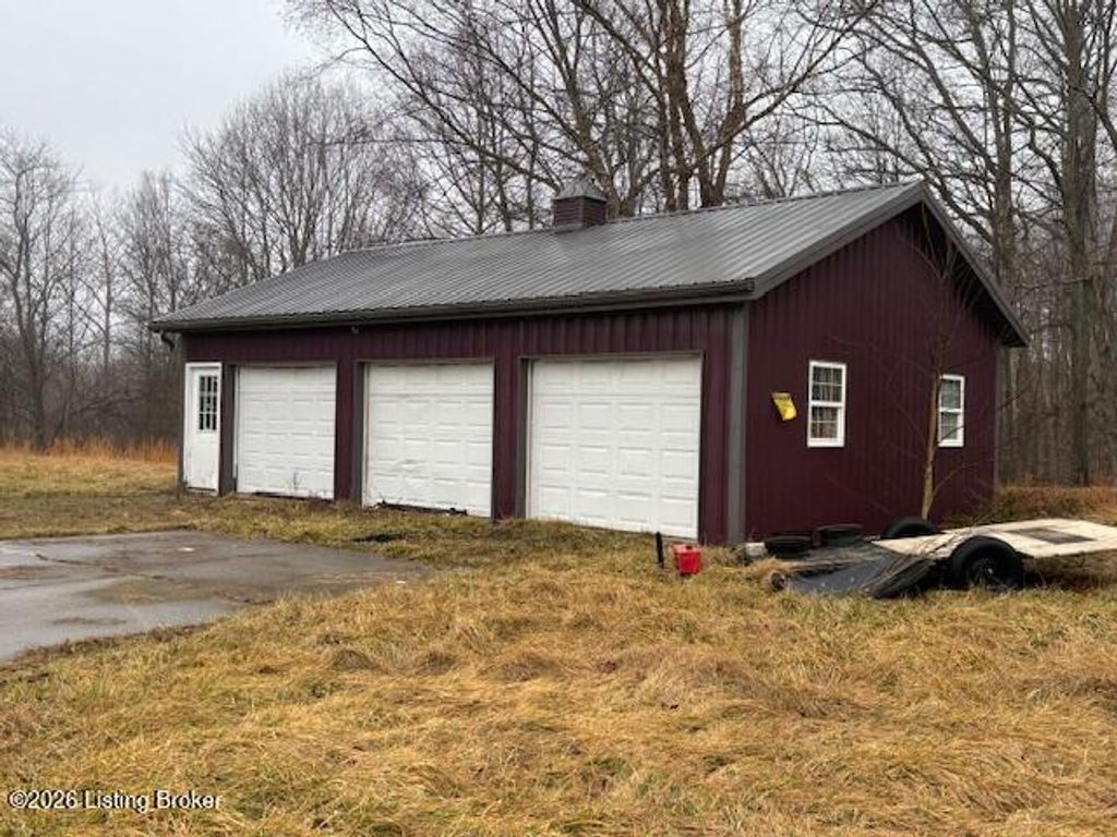 Photo of 43 Fairway Dr, Bedford, KY 40006 (MLS # 1709626)