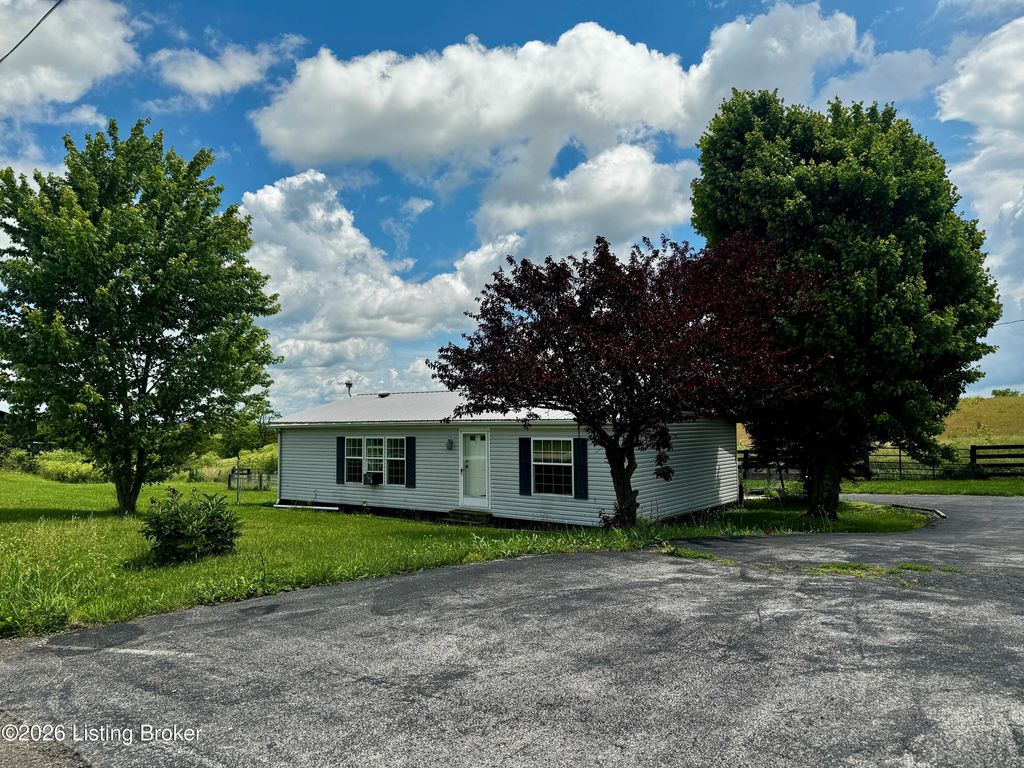 Photo of 5855 Moorefield Rd, Carlisle, KY 40311 (MLS # 1719049)