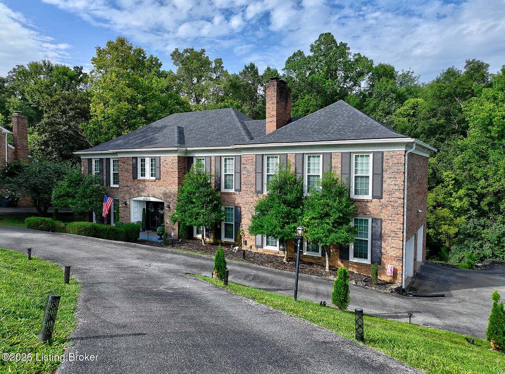 Photo of 6712 Foxcroft Rd, Prospect, KY 40059 (MLS # 1727144)