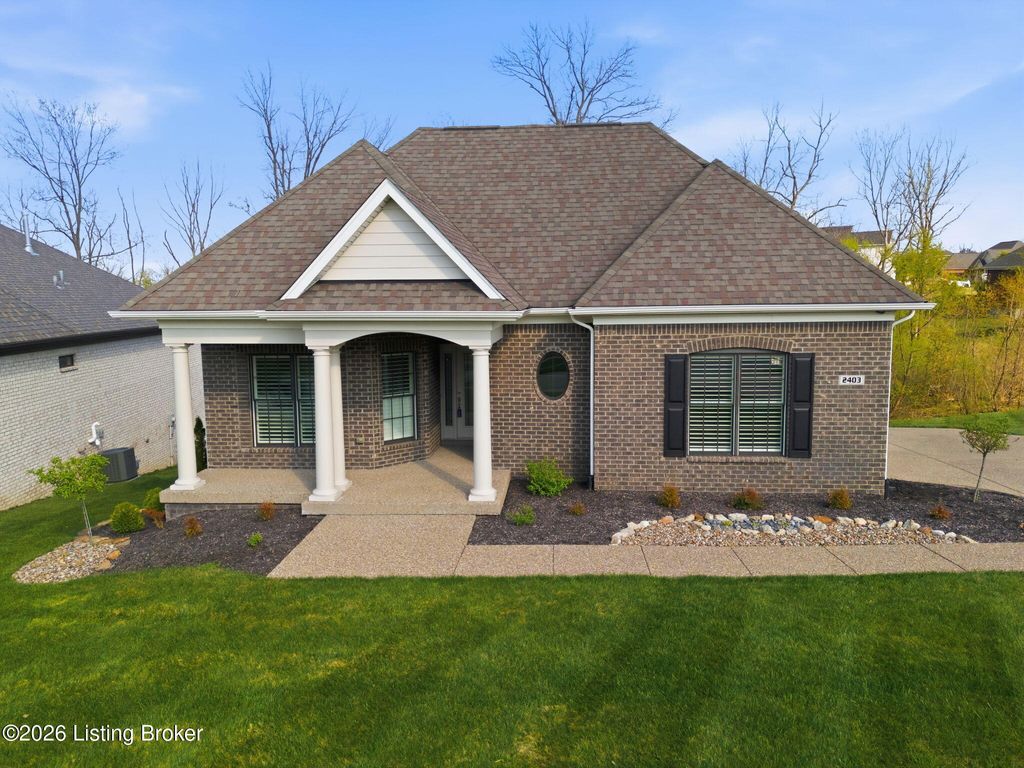 Photo of 2403 Irish Bend Ct, Louisville, KY 40023 (MLS # 1713999)