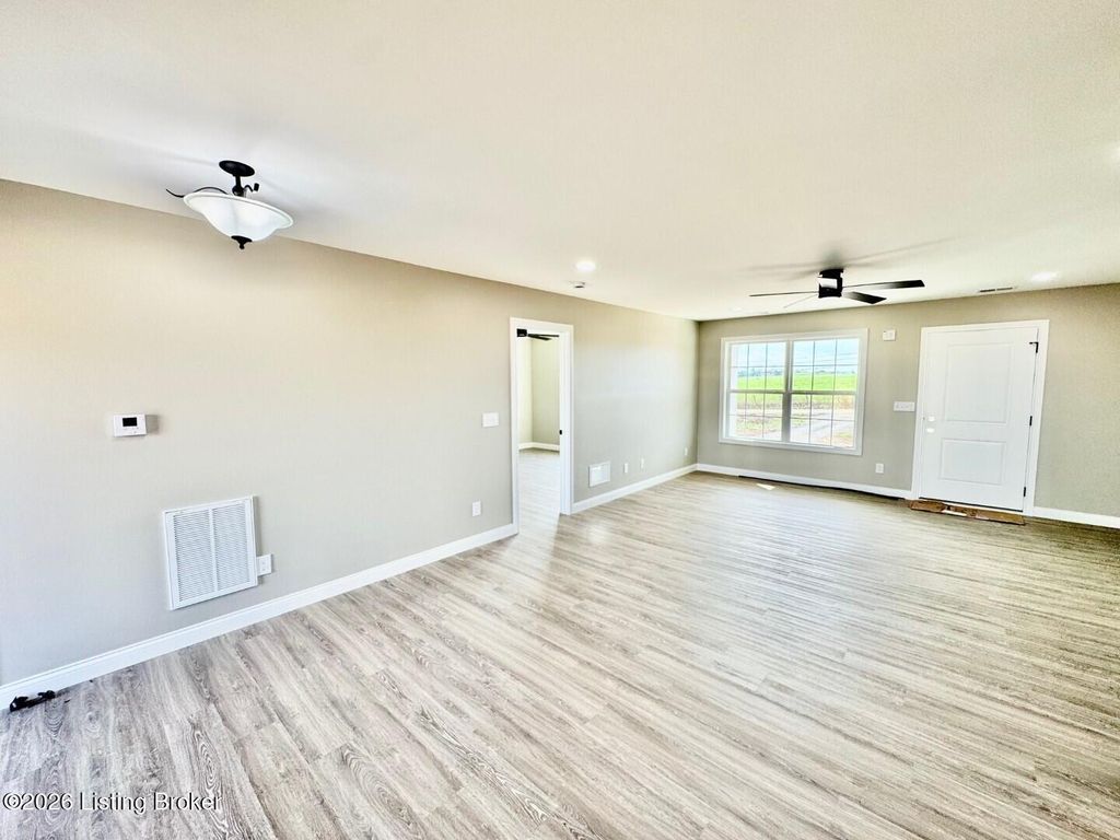 Photo of 1518 Old Perryville Loop, Springfield, KY 40069 (MLS # 1711191)