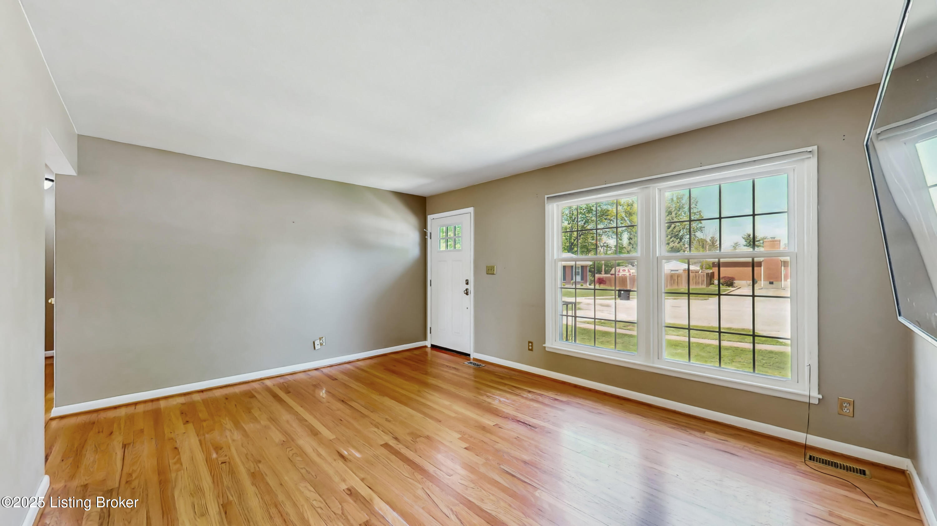 3102 Sudbury Ct, Louisville, Pennsylvania image 13