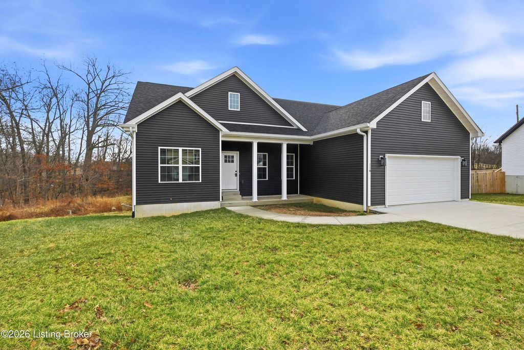 Photo of 116 Magnolia Ct, Vine Grove, KY 40175 (MLS # 1709364)