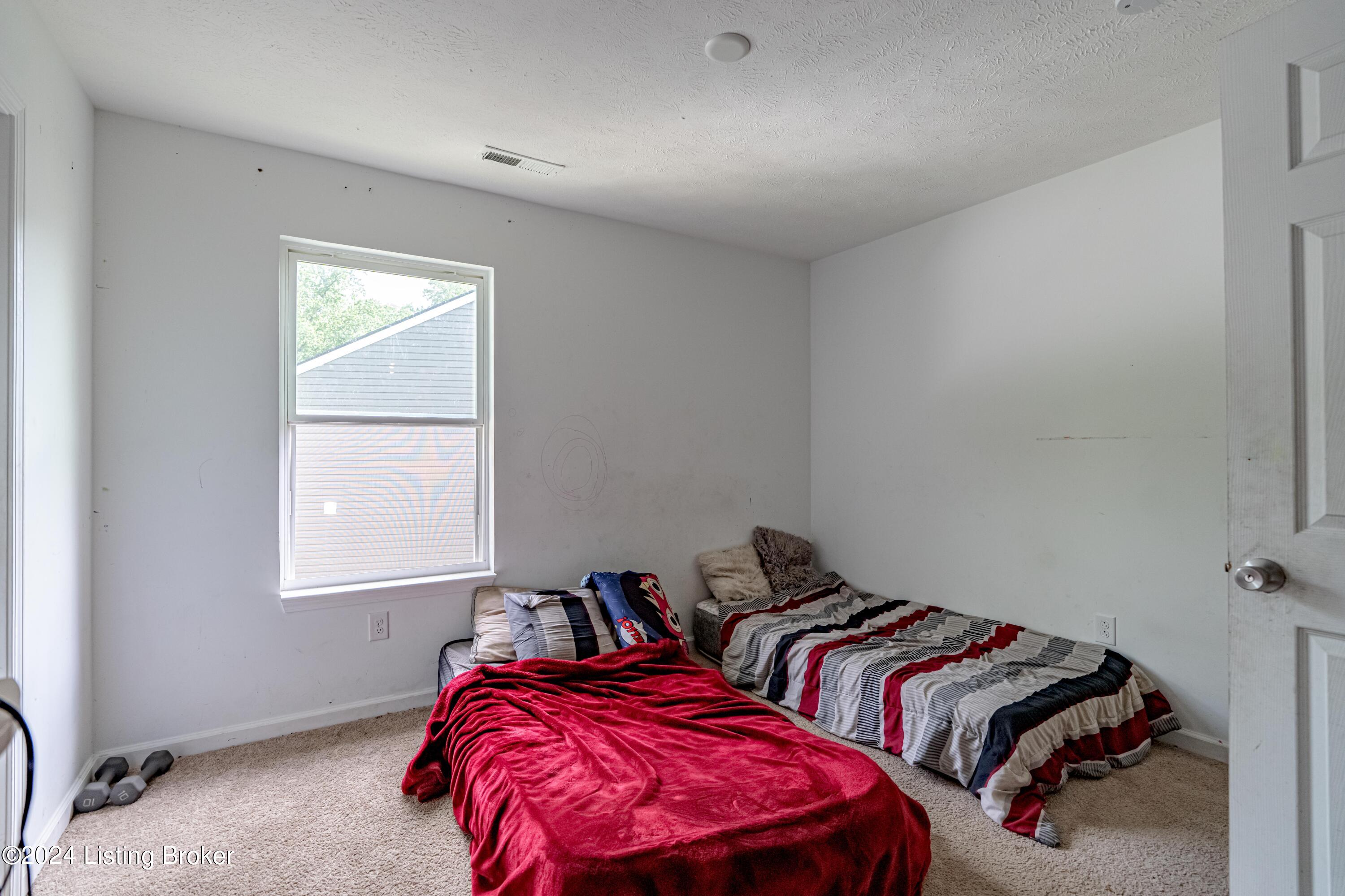8641 Warbler Br Way, Louisville, Kentucky image 19