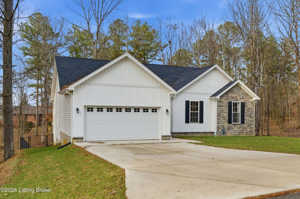 Photo of 110 Ridge Pole Rd, Brandenburg, KY 40108 (MLS # 1710458)