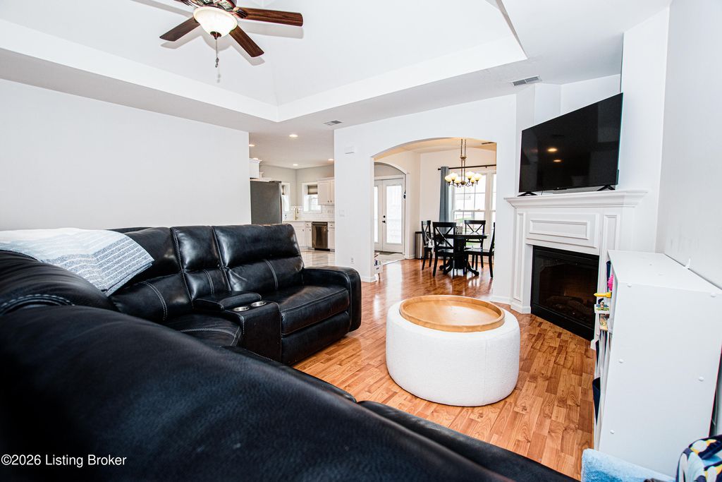 Photo of 4820 Napa Ridge Way, Louisville, KY 40299 (MLS # 1711813)