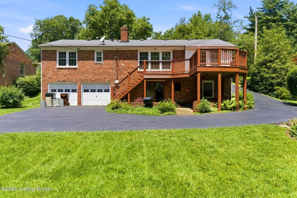 Photo of 7814 Crown Top Rd, Louisville, KY 40241 (MLS # 1718771)