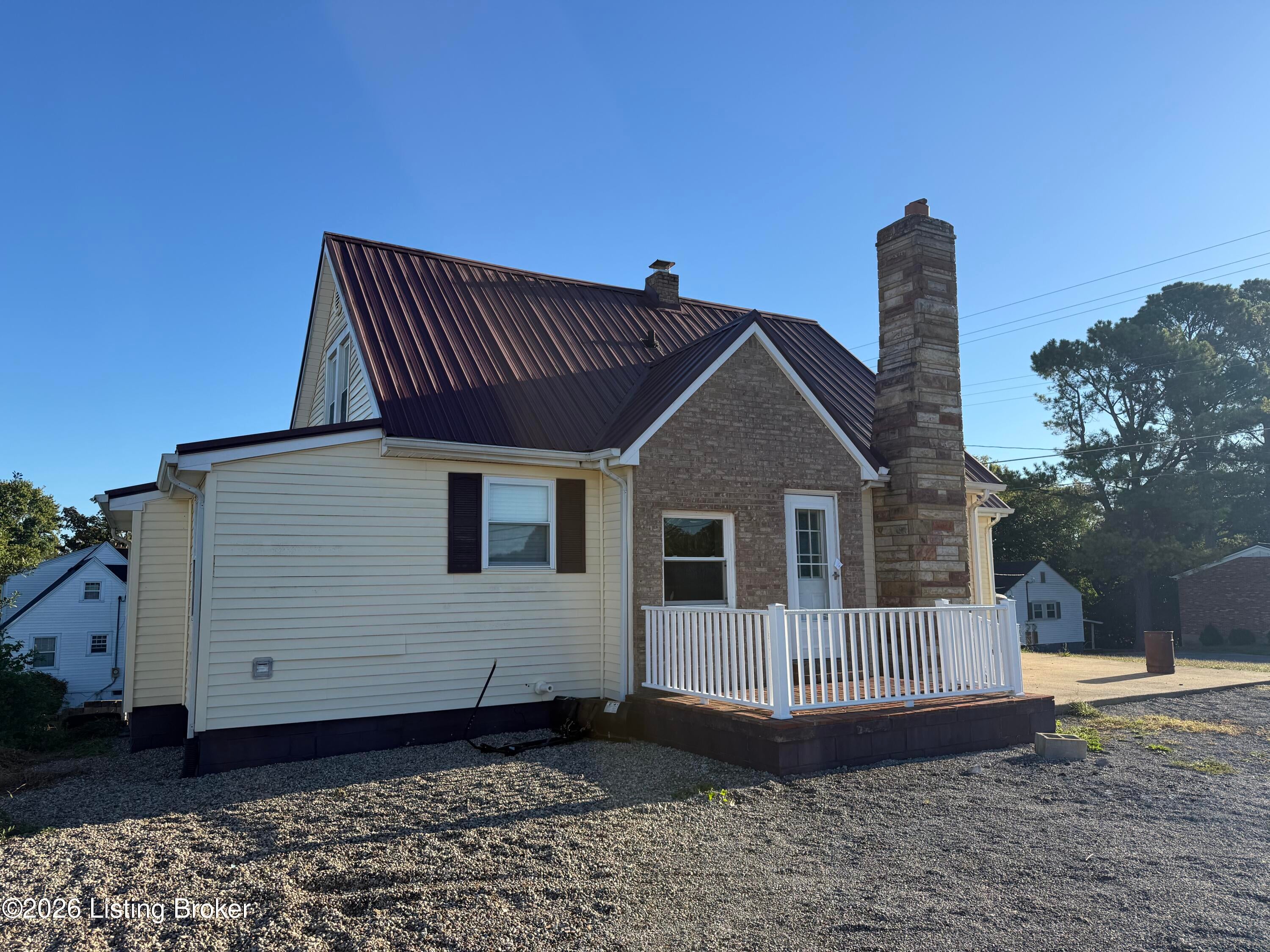 712 Old State Rd