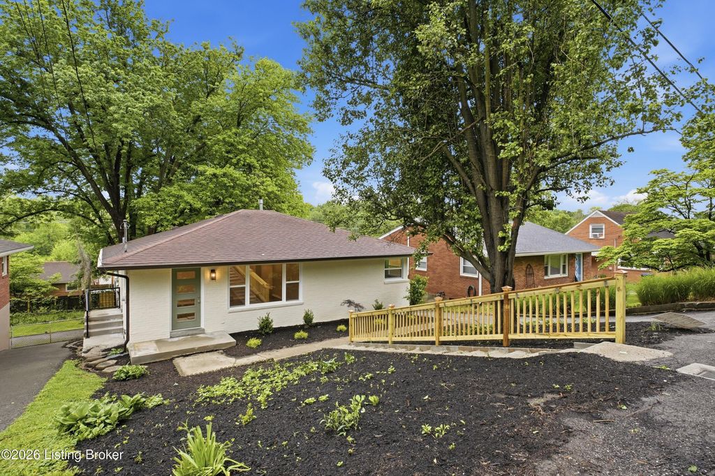 Photo of 3457 Illinois Ave, Louisville, KY 40213 (MLS # 1715875)