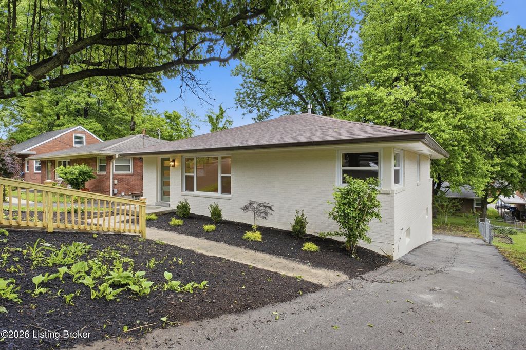 Photo of 3457 Illinois Ave, Louisville, KY 40213 (MLS # 1715875)