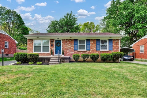 Photo of 3812 Klondike Ln, Louisville, KY 40218 (MLS # 1728965)