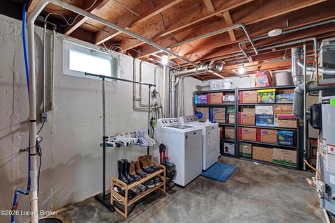 Tiny photo for 3812 Klondike Ln, Louisville, KY 40218 (MLS # 1728965)