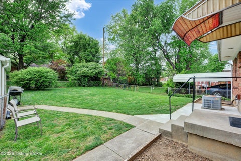 Tiny photo for 3812 Klondike Ln, Louisville, KY 40218 (MLS # 1728965)