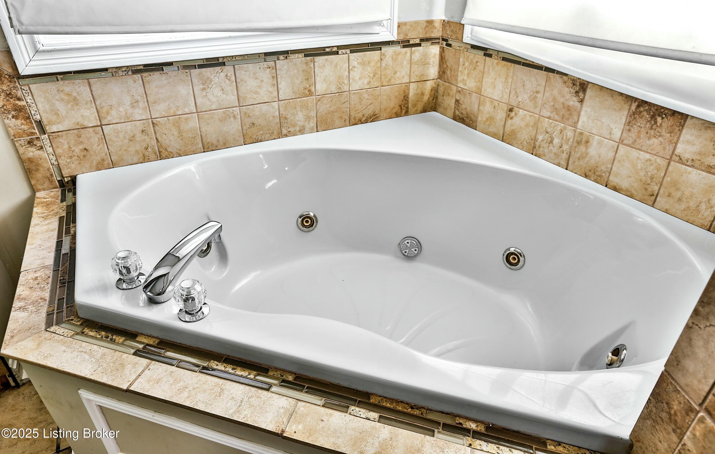 562 Christianburg Rd, Shelbyville, Kentucky image 21