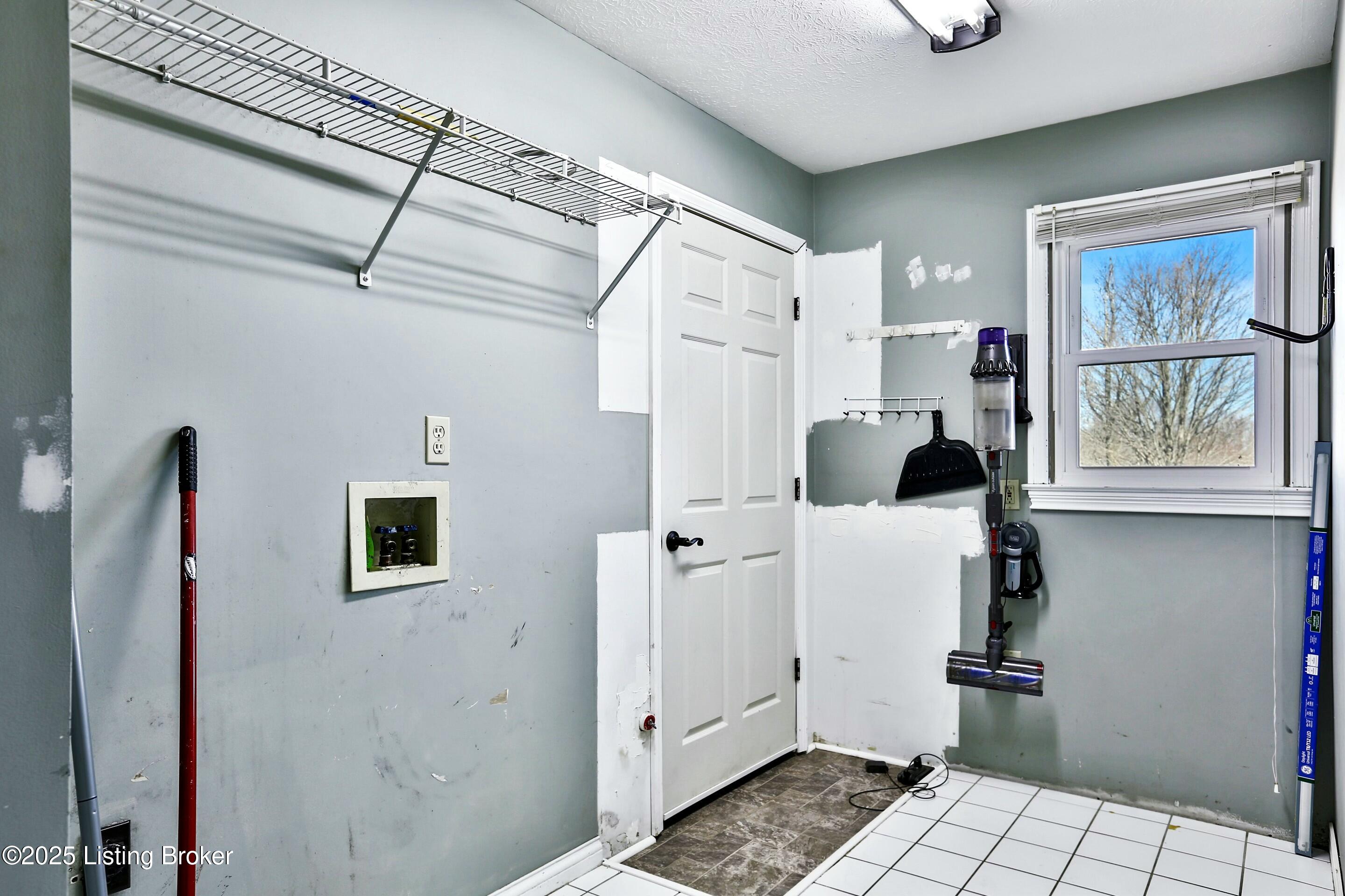562 Christianburg Rd, Shelbyville, Kentucky image 30