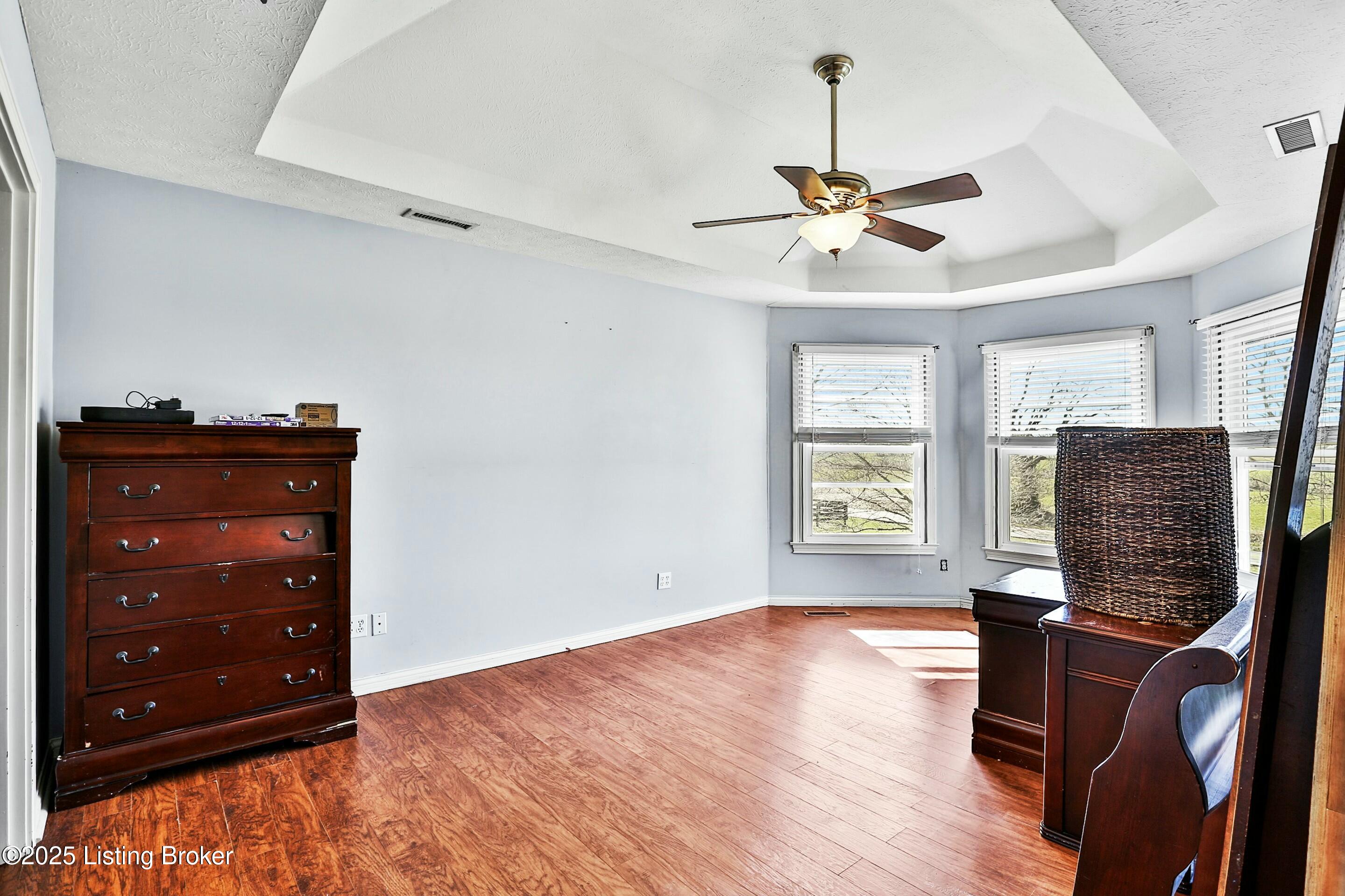 562 Christianburg Rd, Shelbyville, Kentucky image 17