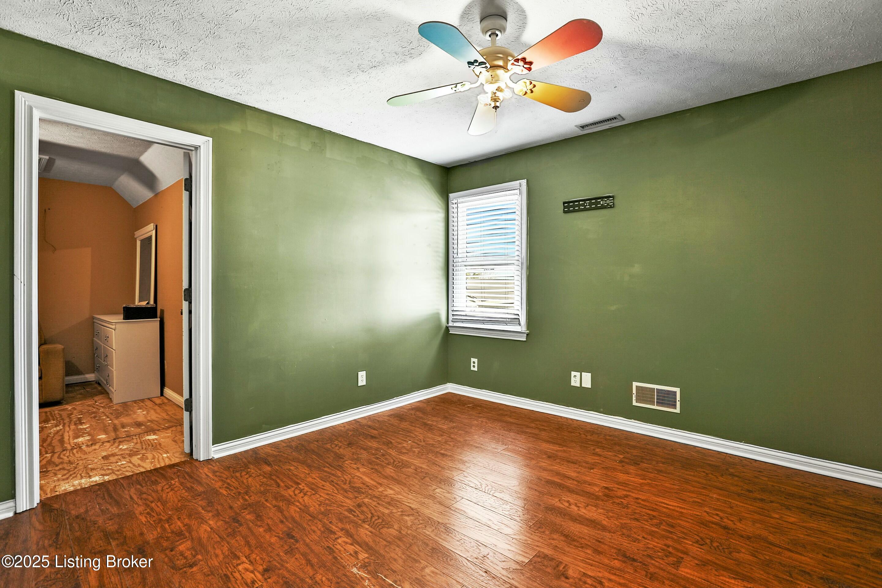 562 Christianburg Rd, Shelbyville, Kentucky image 25