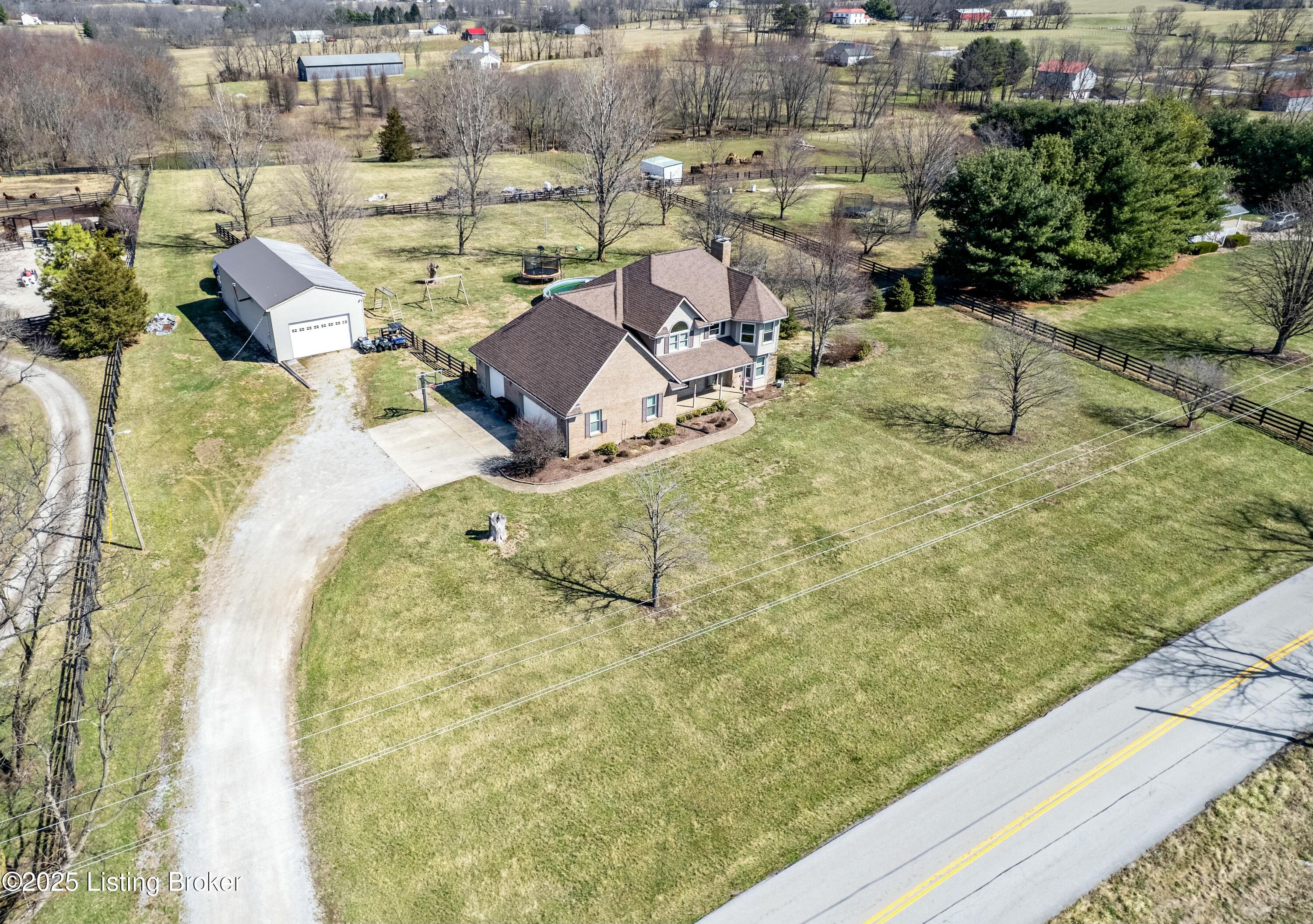562 Christianburg Rd, Shelbyville, Kentucky image 38