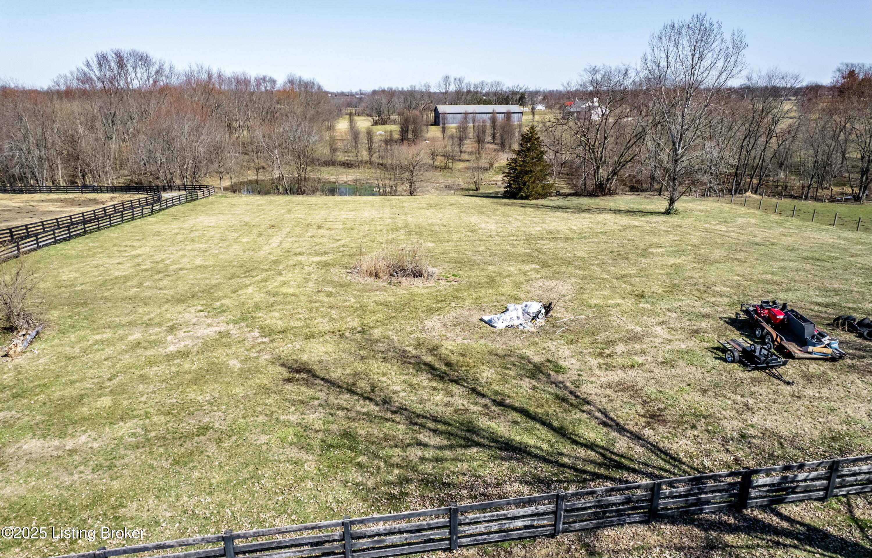 562 Christianburg Rd, Shelbyville, Kentucky image 43