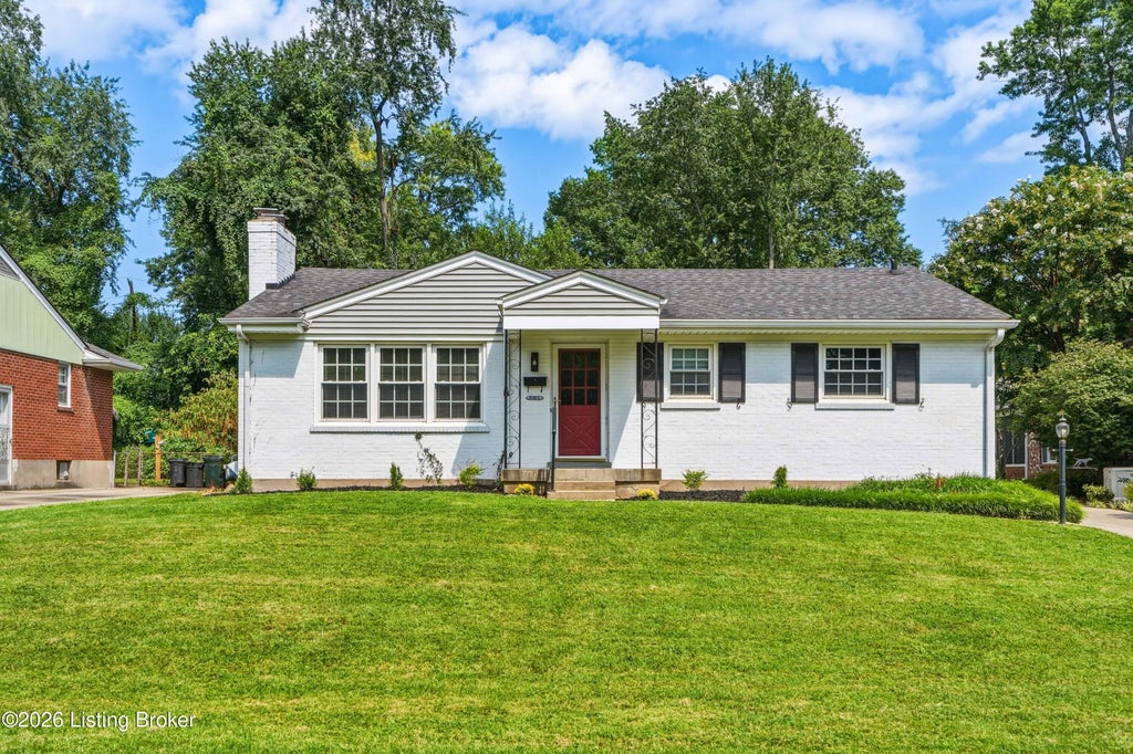 Photo of 3717 Hillsboro Rd, Louisville, KY 40207 (MLS # 1731810)