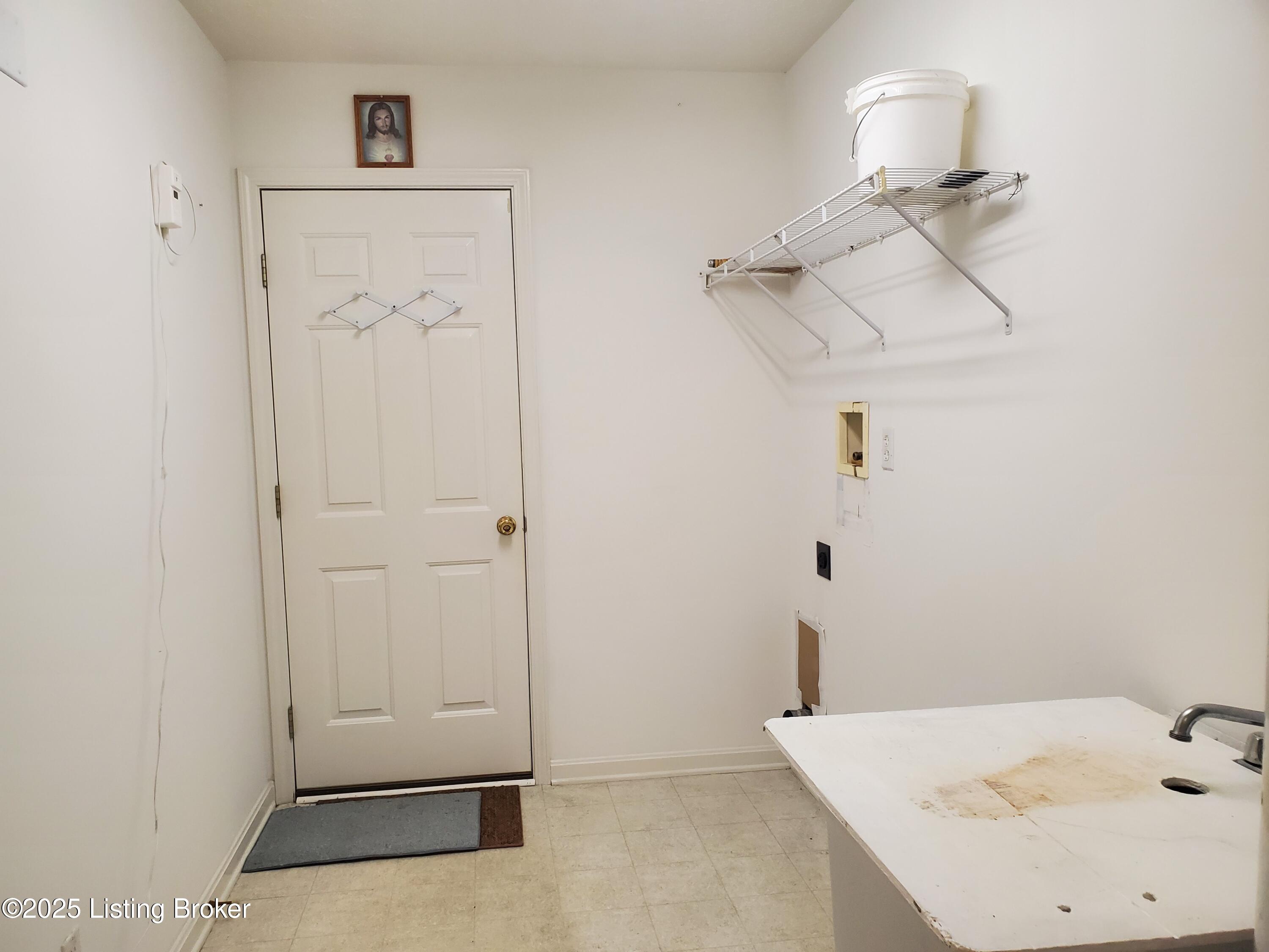 10532 Monticello Forest Cir, Louisville, Kentucky image 23