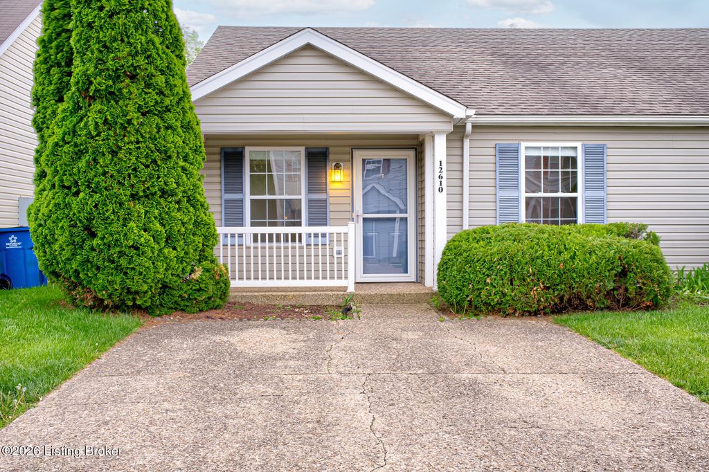 Photo of 12610 Westport Ridge Way, Louisville, KY 40245 (MLS # 1714241)