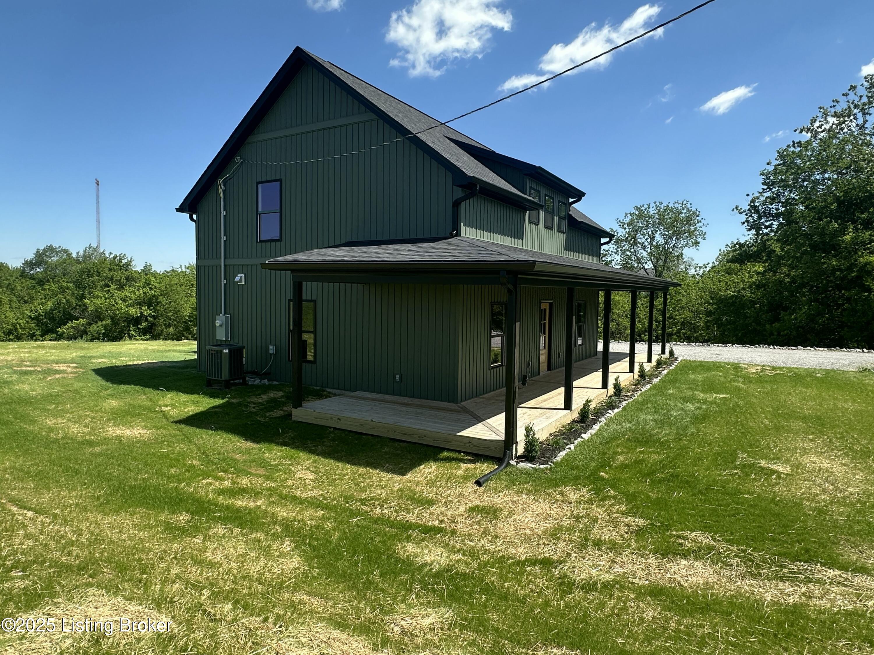 383 Webb Ln, Bedford, Pennsylvania image 4