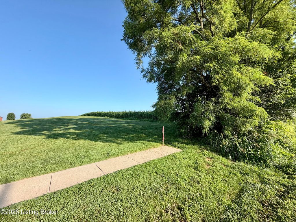 Photo of 2 Arnold Ln, Bloomfield, KY 40008 (MLS # 1722381)