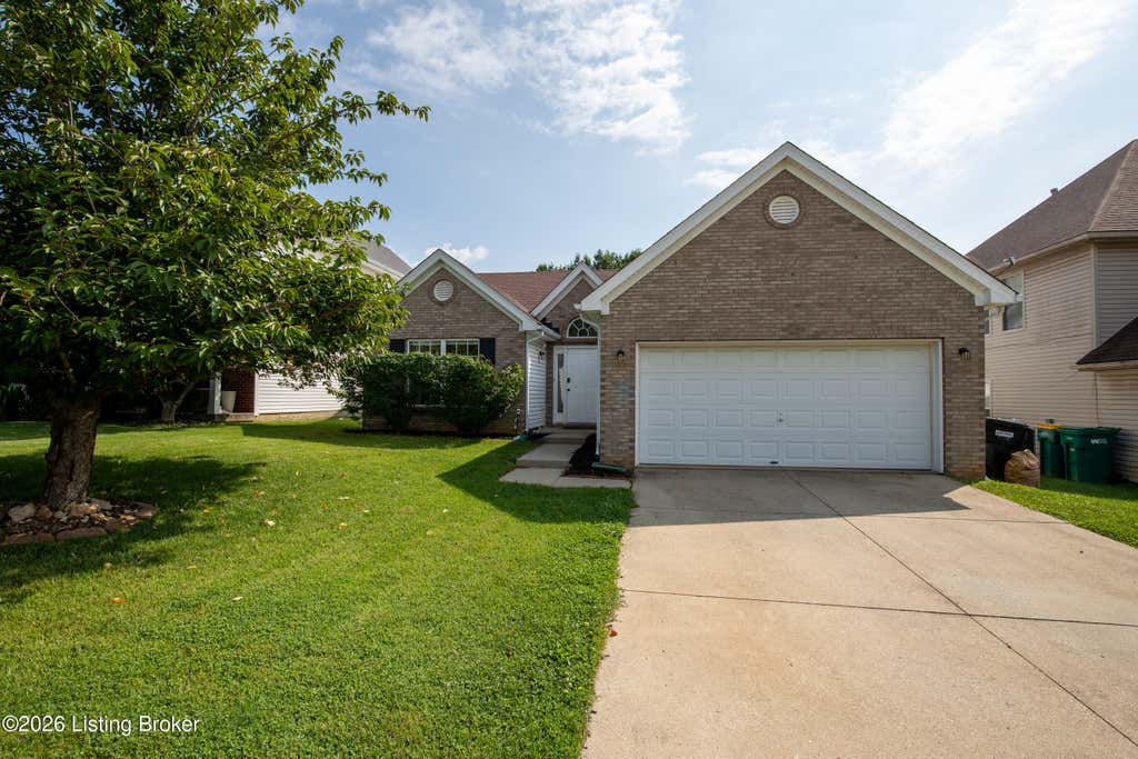 Photo of 4909 Middlesex Dr, Louisville, KY 40245 (MLS # 1723765)