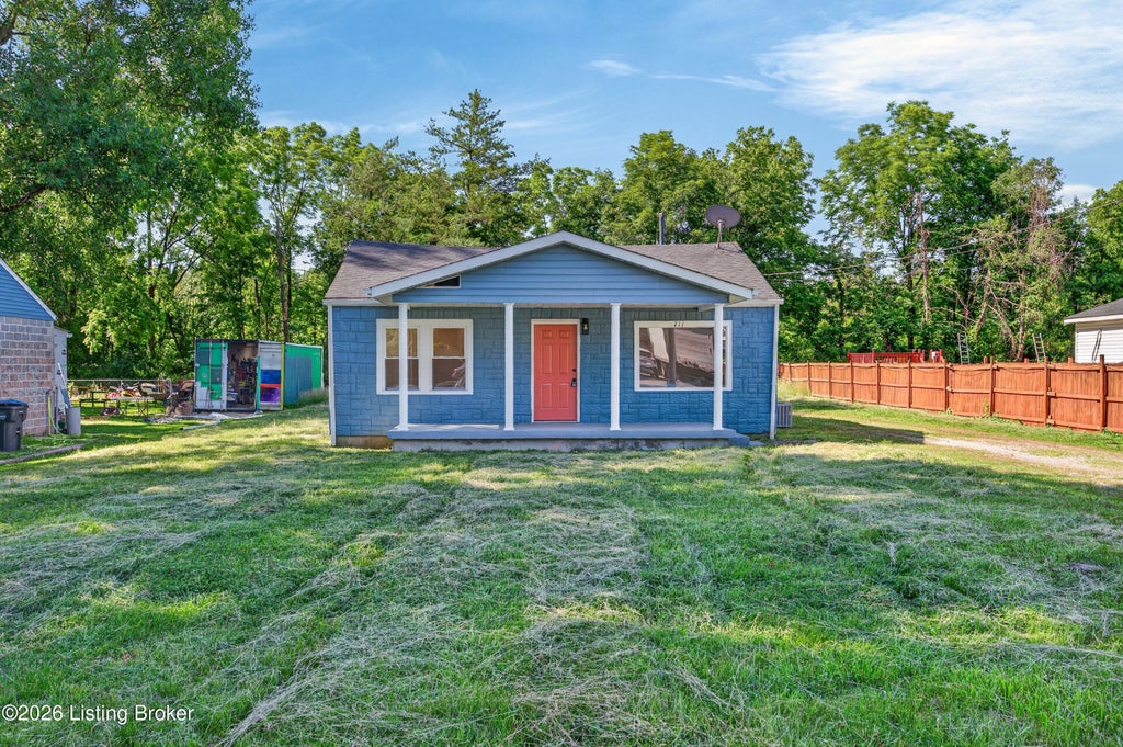 Photo of 711 Shaffer Rd, Louisville, KY 40118 (MLS # 1723945)