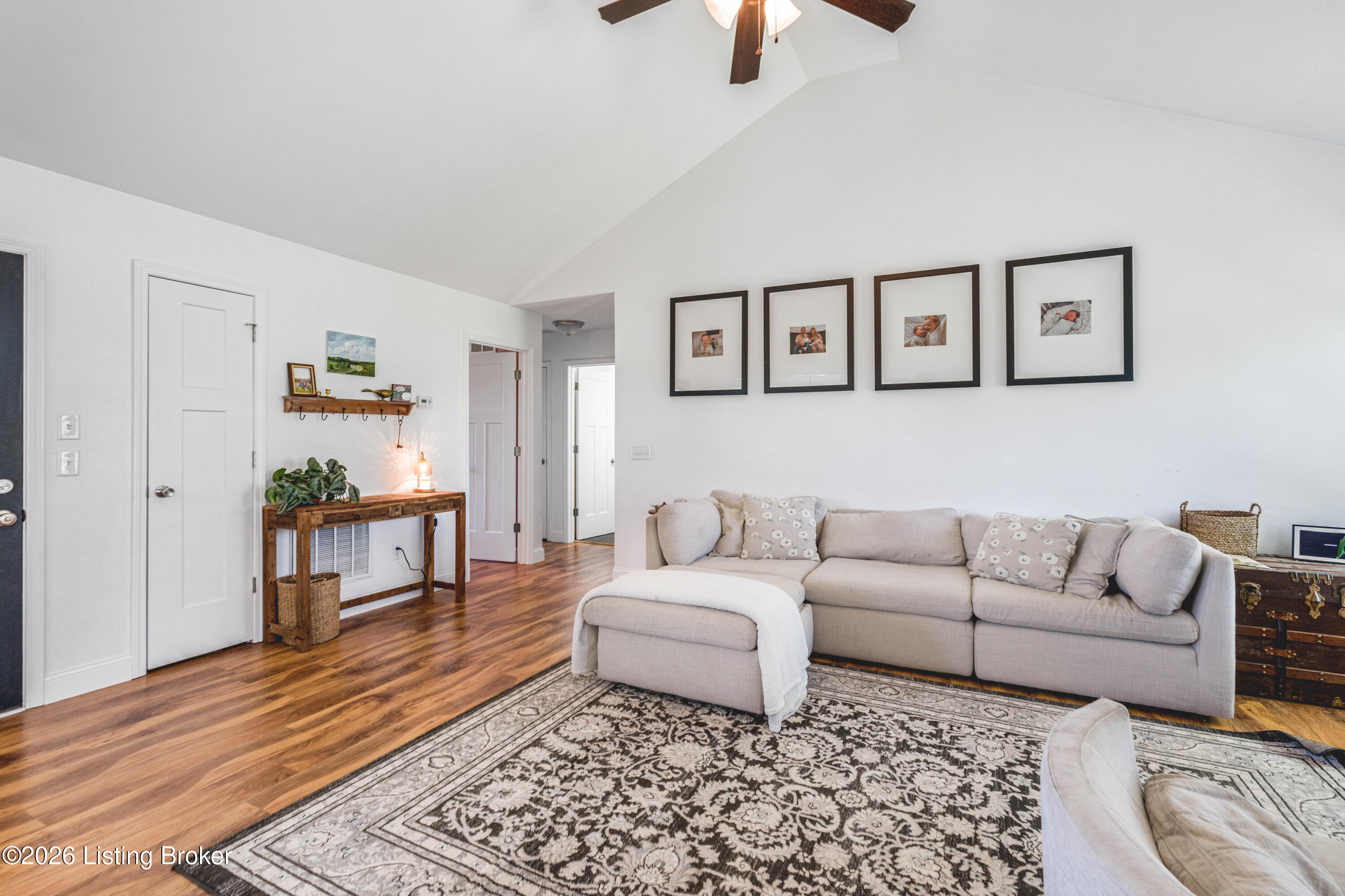 62 Bluegrass Dr