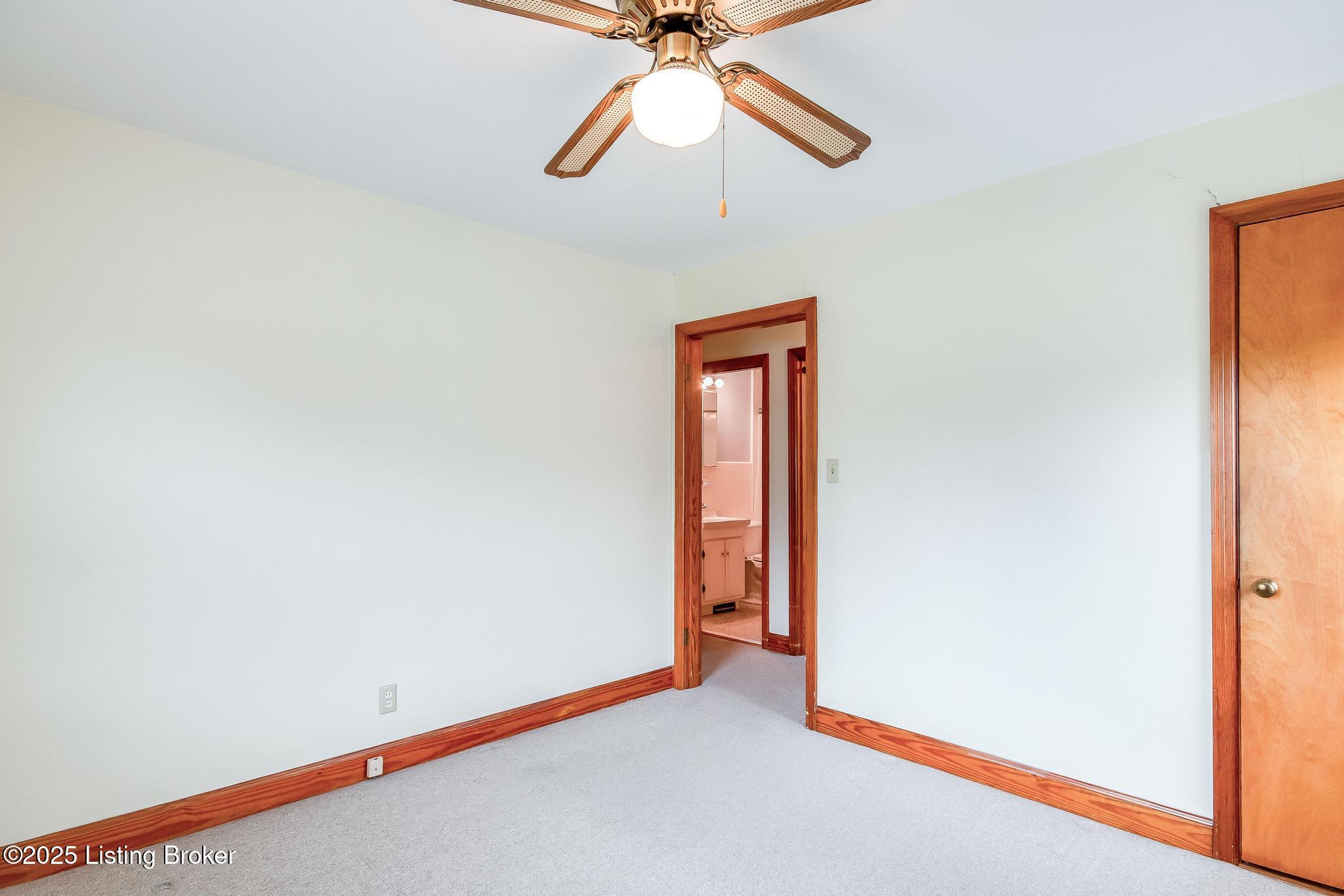 1009 Meadow Hill Rd, Louisville, Kentucky image 24