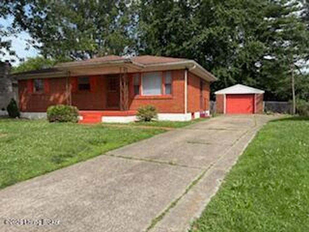 Photo of 3307 Quinton Dr, Louisville, KY 40216 (MLS # 1718998)