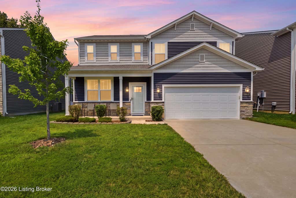 Photo of 12024 Wooden Trace Dr, Louisville, KY 40229 (MLS # 1724469)