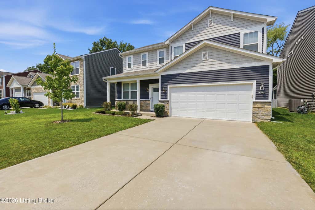 Photo of 12024 Wooden Trace Dr, Louisville, KY 40229 (MLS # 1724469)