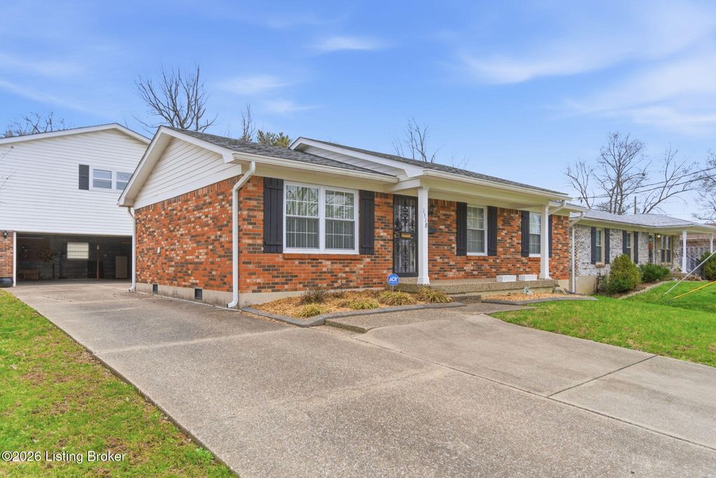 Photo of 1518 Talmadge Way, Louisville, KY 40216 (MLS # 1711873)