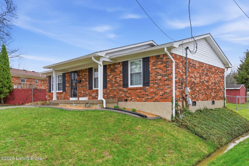 Photo of 1518 Talmadge Way, Louisville, KY 40216 (MLS # 1711873)