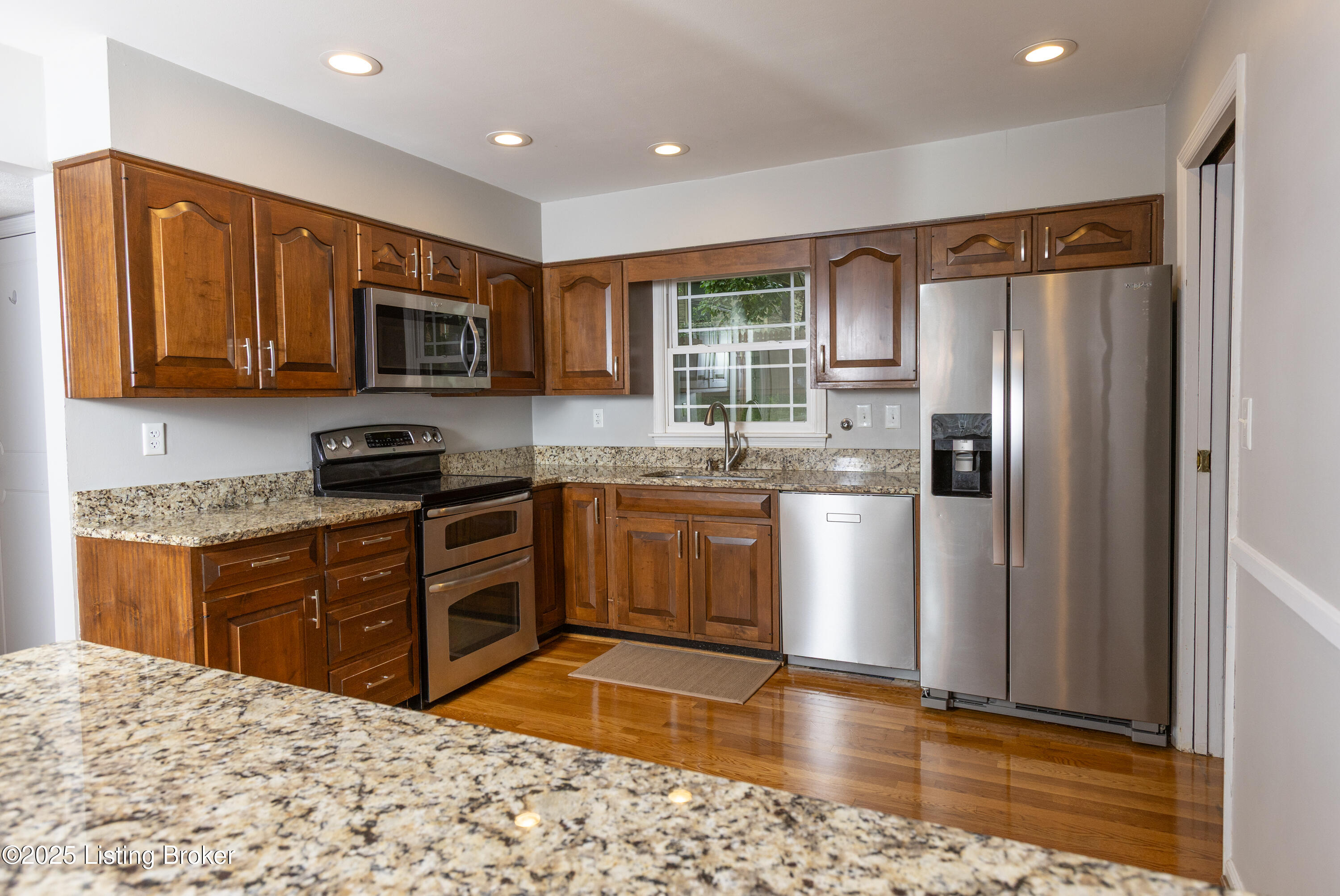 3136 Sunny Ln, Louisville, Pennsylvania image 8