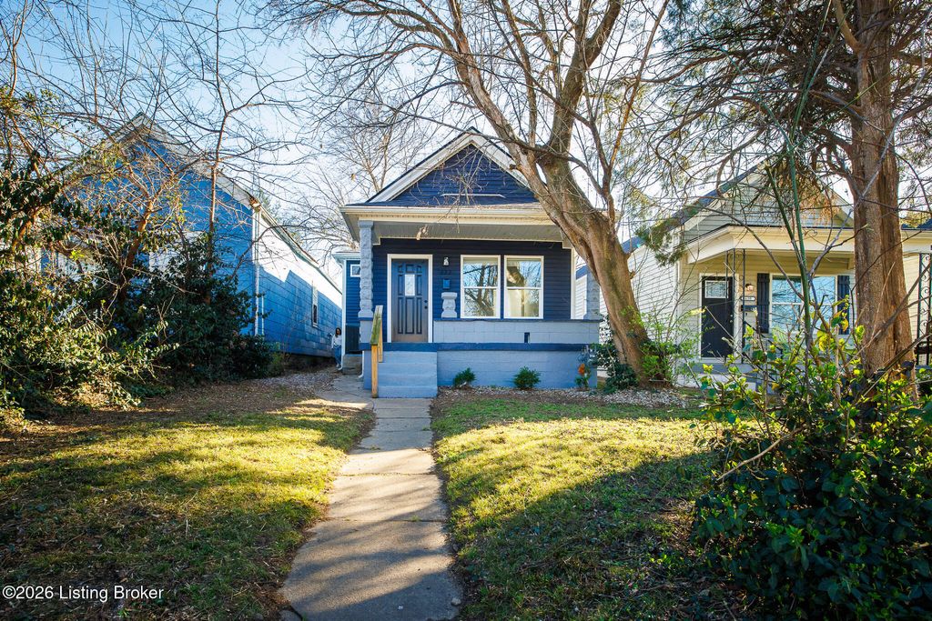 Photo of 622 E Burnett Ave, Louisville, KY 40217 (MLS # 1713937)