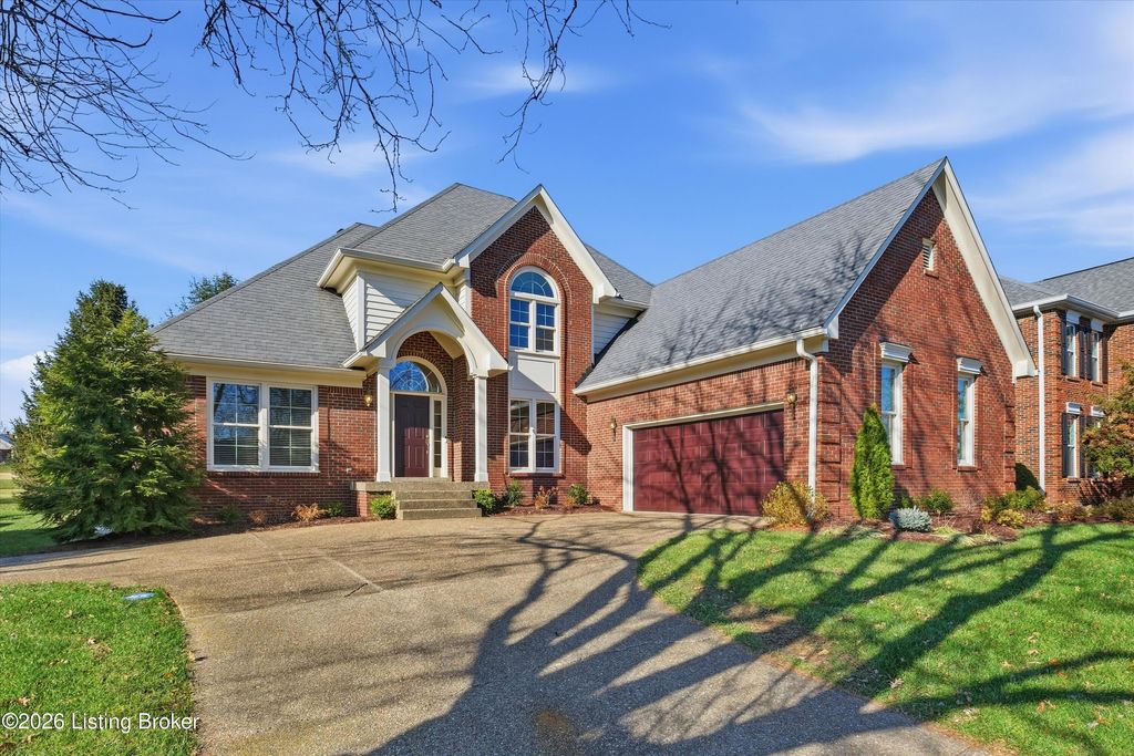 Photo of 10215 Glenmary Farm Dr, Louisville, KY 40291 (MLS # 1717934)