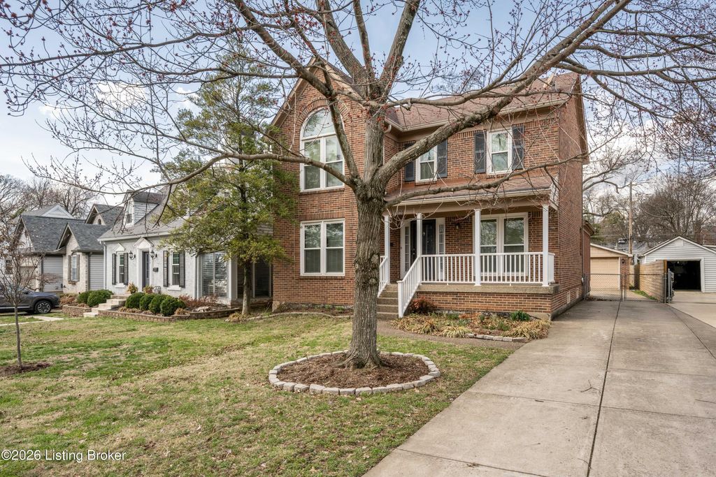 Photo of 2361 Gladstone Ave, Louisville, KY 40205 (MLS # 1710916)