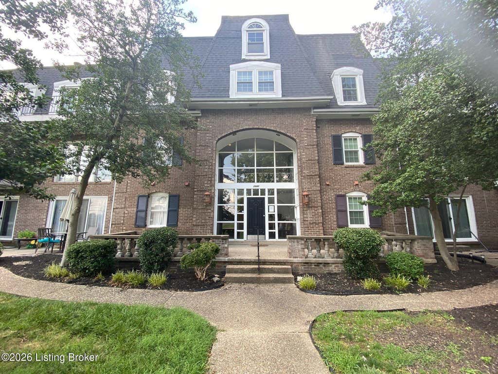 Photo of 2845 Hikes Ln # 107, Louisville, KY 40218 (MLS # 1722959)