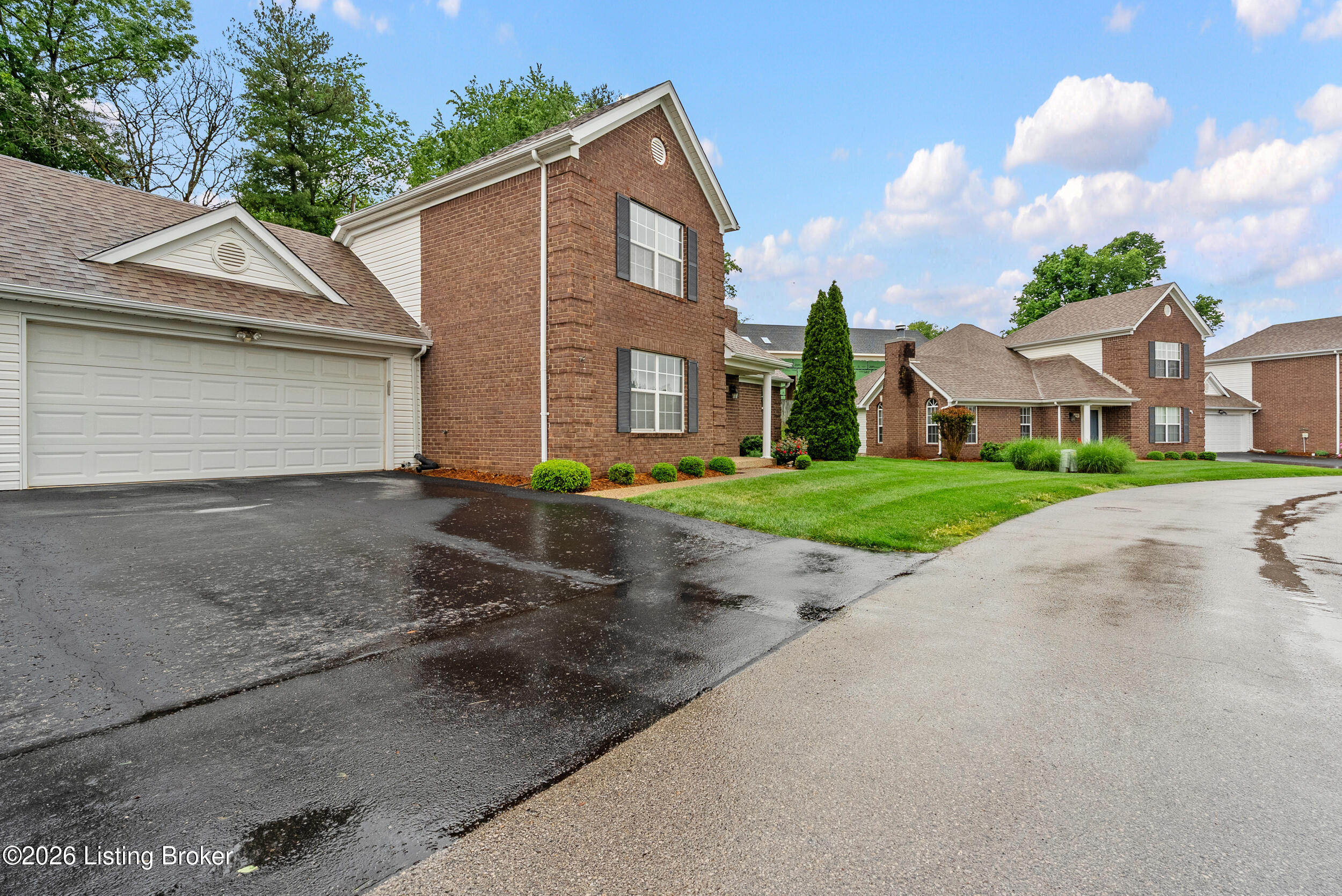 1608 Eagle Nest Way