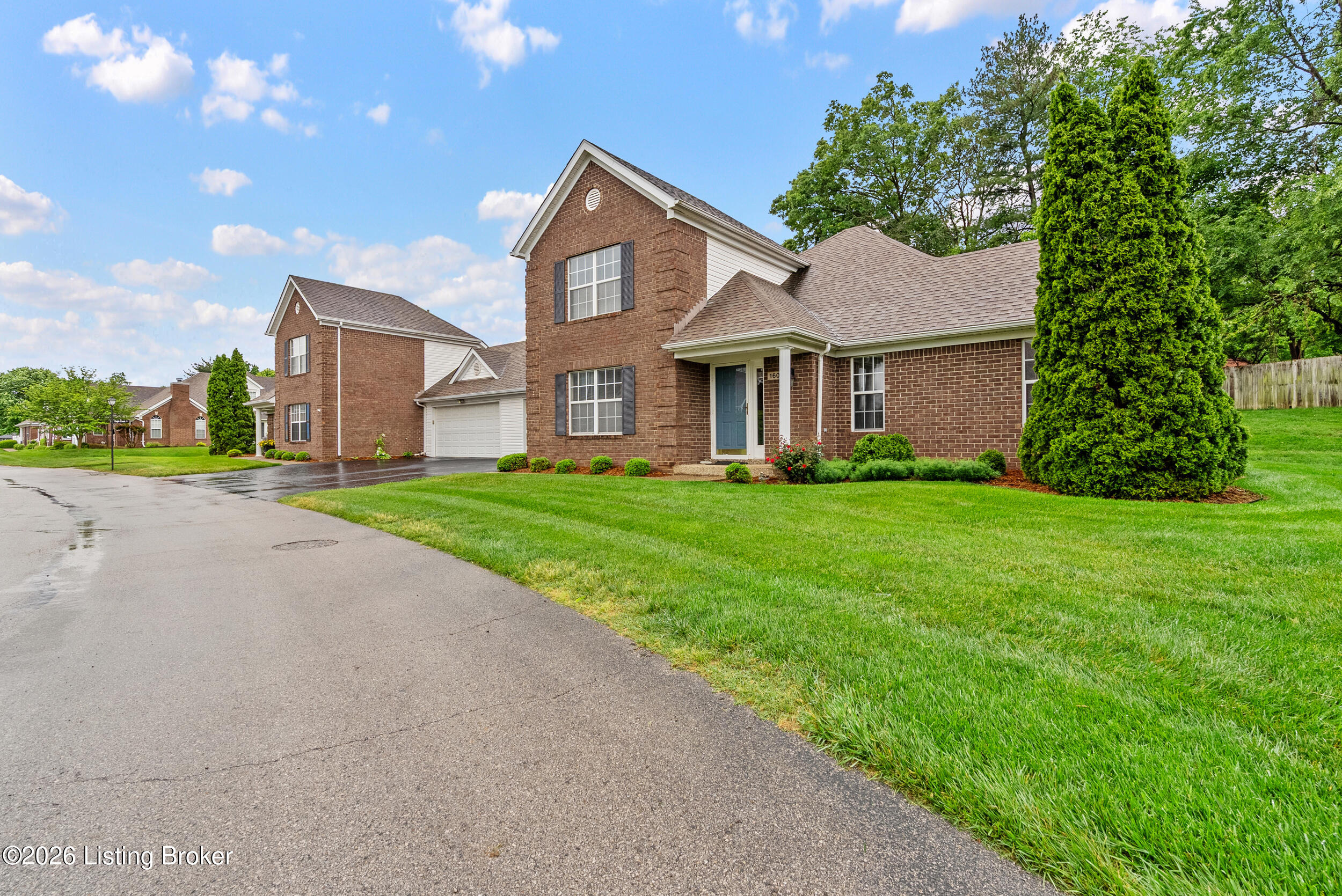 1608 Eagle Nest Way