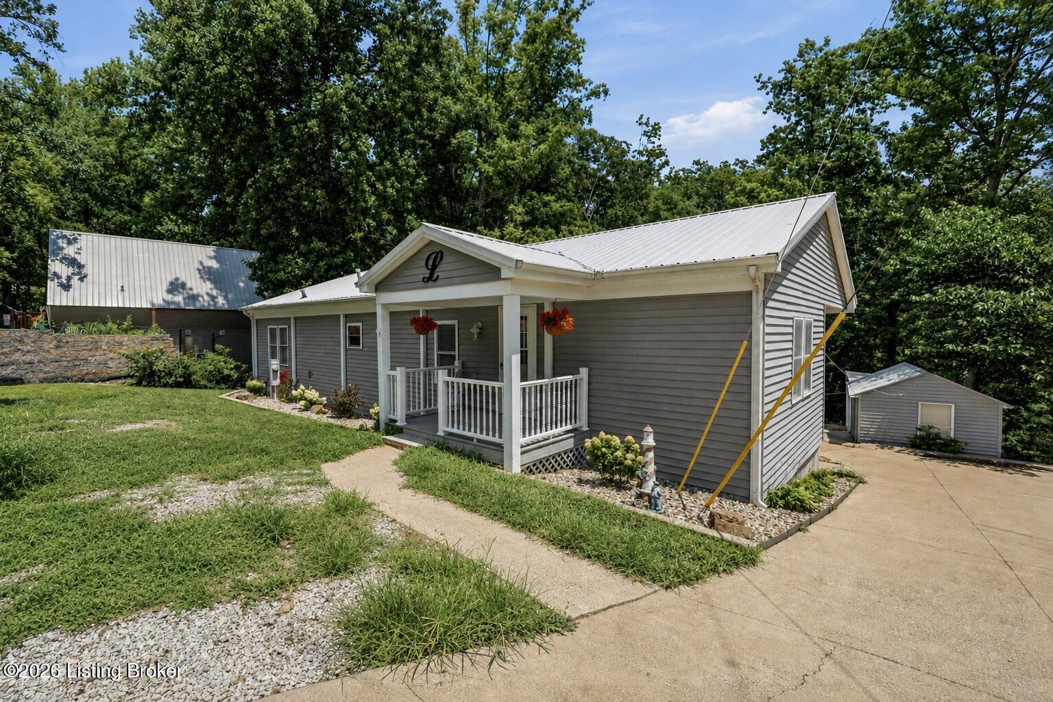 5 Eagle Nest Ct