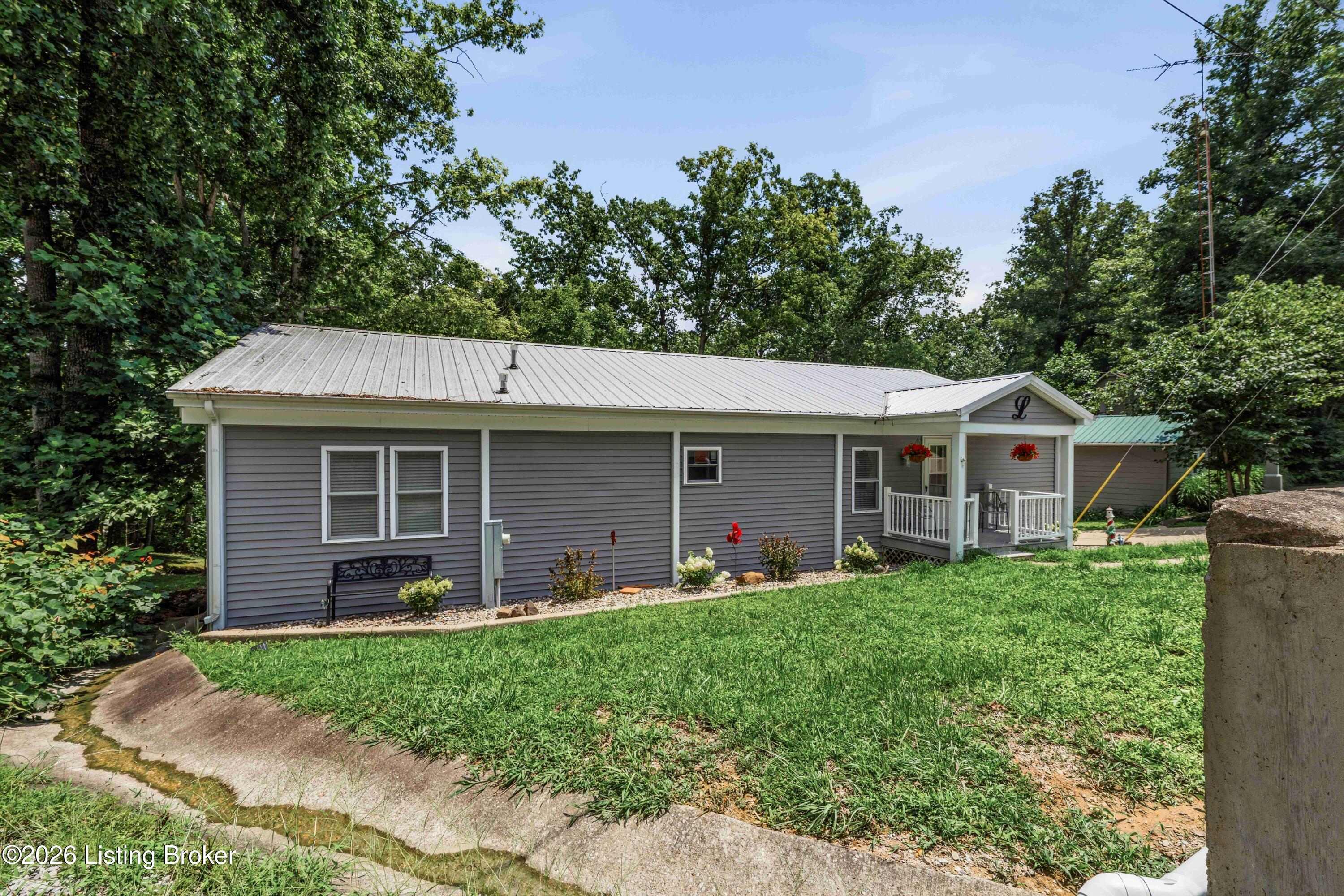 5 Eagle Nest Ct